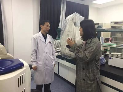 市三院醫學研究中心負責人參觀市中醫藥研究院實驗中心，共促醫學研究與試驗發展